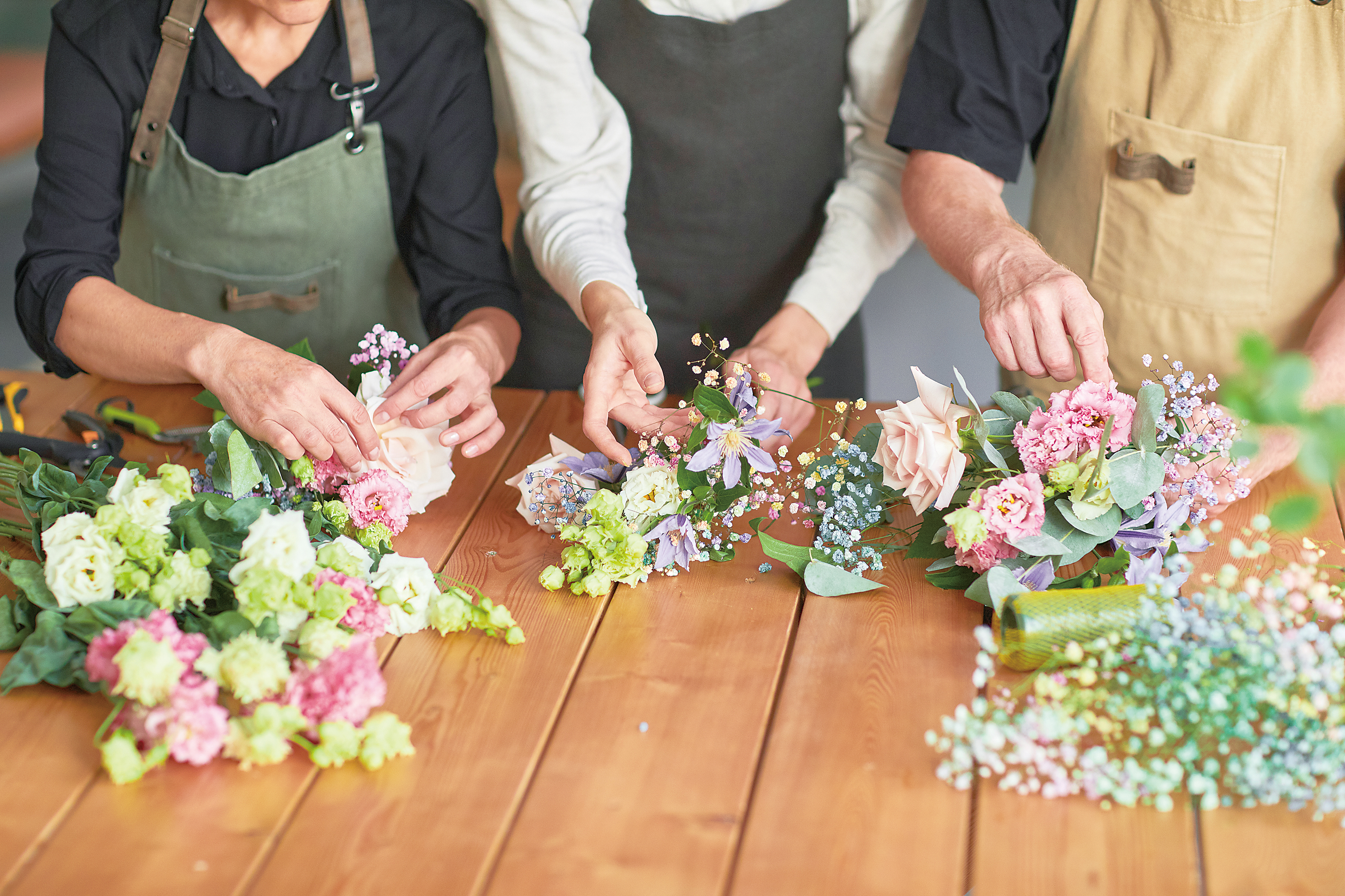 フラワーアレンジメント講座風景