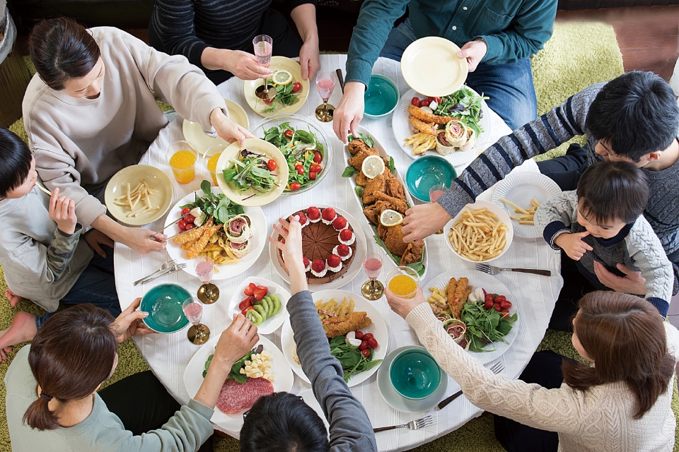 オフ会のシーン